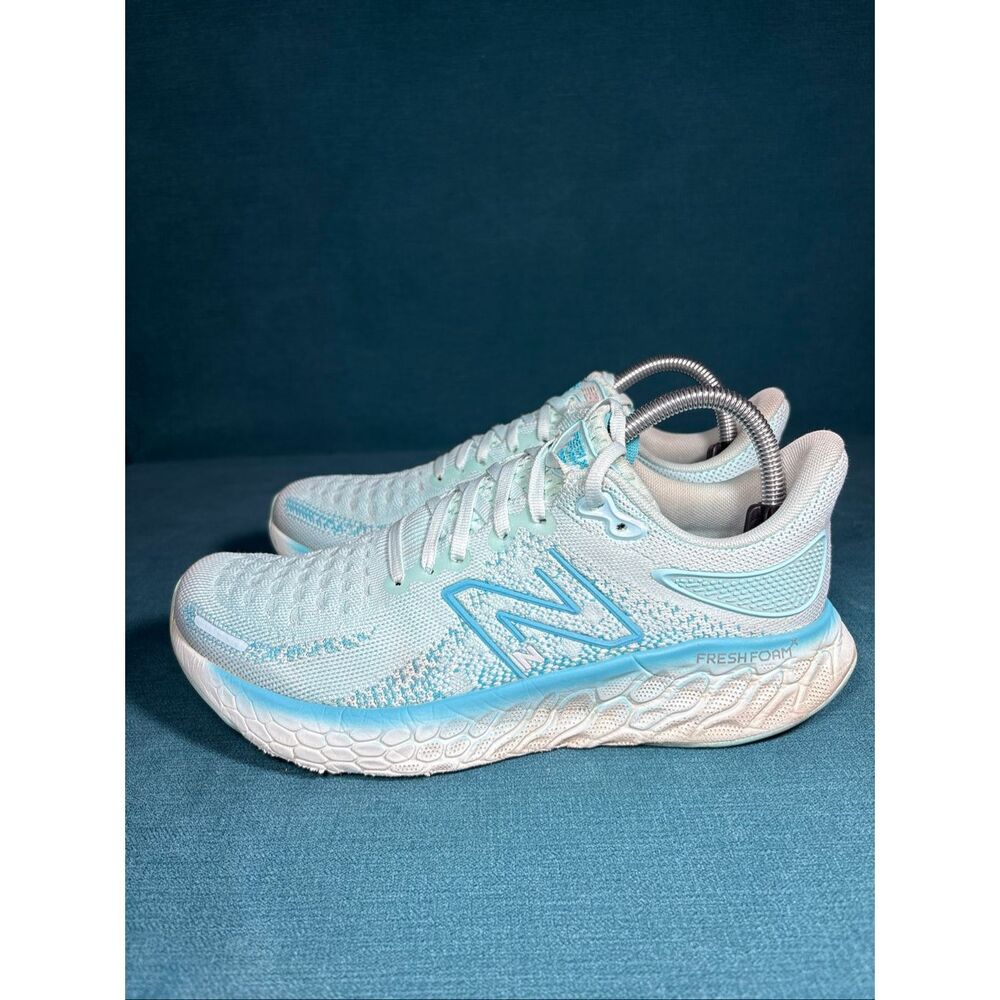 New Balance Fresh Foam X 1080v13 White Blue Running Shoes Women’s Size 9 W1080